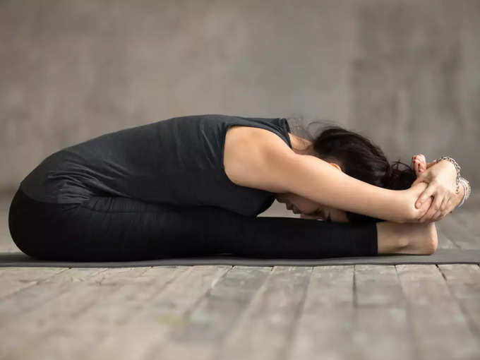 பச்சிமோத்தாசனம் (Paschimottanasana)