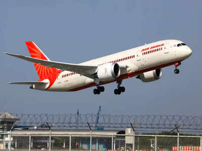 Air India: एयर इंडिया की फ्लाइट में खाने में कीड़ा, यात्री ने शेयर किया वीडियो, जानिए एयरलाइन ने क्या कहा