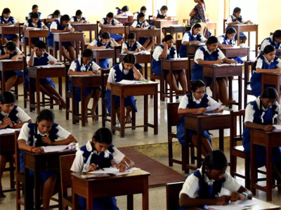 10th Public Exam 2023: அறிவியல் தேர்வில் யாரா இருந்தாலும் 70 மார்க் வாங்கலாம்! சென்டம் வாங்க ஈசி டிப்ஸ்!