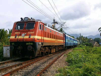 Cancelled Trains: తెలుగు రాష్ట్రాల రైల్వే ప్రయాణికులకు అలర్ట్.. ఈ మార్గాల్లో 14 రైళ్లు రద్దు