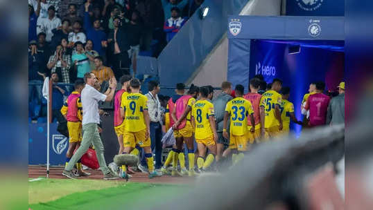 ISL 2023: ‘கால்பந்து தொடர்’…தவறான தீர்ப்பு வழங்கிய நடுவர்: பாதியிலேயே வெளியேறிய கேரள அணி...சுனில் செற்றிதான் காரணம்!