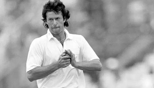 Imran Khan: इमरान खान के 4 ऐसे रिकार्ड्स, जिनको चकनाचूर कर पाना है नामुमकिन - pakistan ex captain imran khan hold 4 unbreakable records - Navbharat Times