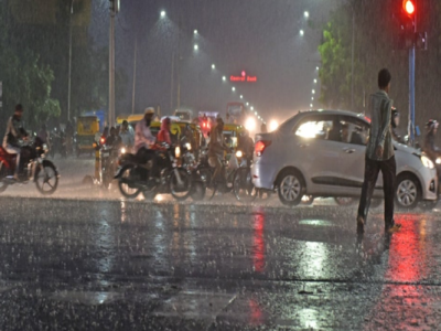 Gujarat Weather: અમદાવાદમાં પલટાયું વાતાવરણ, એસજી હાઈવે, મણિનગર સહિતના વિસ્તારોમાં પડ્યો વરસાદ