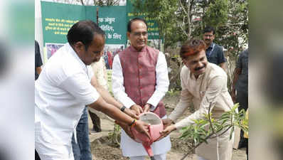 ब्राह्मणों पर आपत्तिजनक टिप्पणी करने वाले प्रीतम लोधी की होगी बीजेपी में वापसी? सीएम शिवराज के साथ दिखे