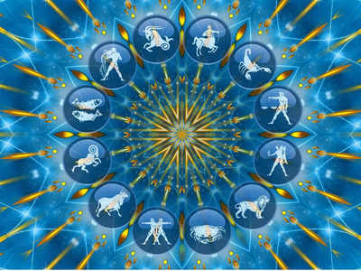 Ajker Rashifal 7 March 2023: দোলে ত্রিগ্রহী যোগের প্রভাব, আজ মাটি ছুয়ে সোনা ফলাবে ২ রাশি, সমস্যায় কারা? জানুন