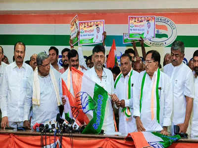 BJP Ex-MLAs Join Congress : ಬಿಜೆಪಿ ತೊರೆದ ಇಬ್ಬರು ಮಾಜಿ ಶಾಸಕರು, ದಲಿತರು ಬಿಜೆಪಿ ಕಡೆ ತಿರುಗಿಯೂ ನೋಡಬಾರದೆಂದ ಸಿದ್ದರಾಮಯ್ಯ