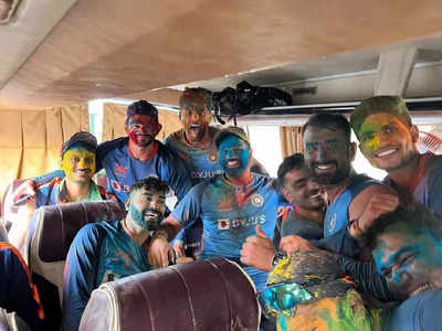 IND vs AUS : ನಾಲ್ಕನೇ ಟೆಸ್ಟ್‌ಗೂ ಮುನ್ನ ಹೋಳಿ ಸಂಭ್ರಮದಲ್ಲಿ ಮುಳುಗೆದ್ದ ಟೀಮ್ ಇಂಡಿಯಾ ಸ್ಟಾರ್ಸ್‌!