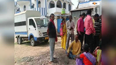 Nadia News : মামার বাড়িতে রং খেলতে এসে মর্মান্তিক ঘটনা, গেটের স্ল্যাব চাপা পড়ে মৃত্যু স্কুল ছাত্রের