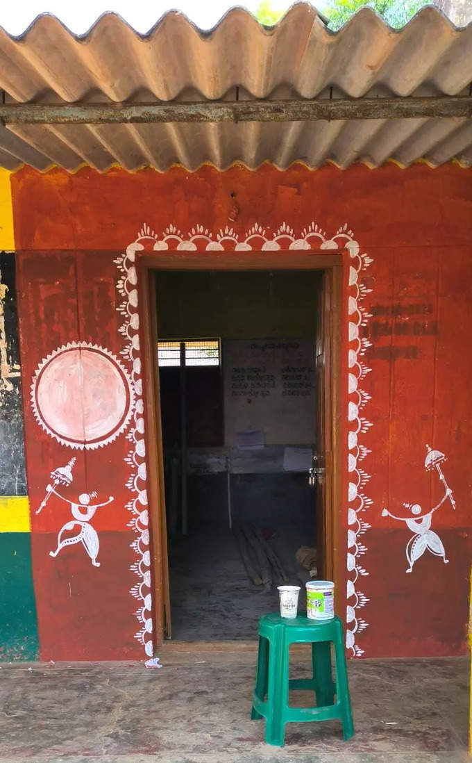 chitradurga ceo diwakar decorates few voting booths for upcoming karnataka assembly elections with maharashtras traditional worli paintings