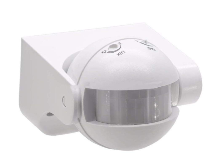 <strong>Blackt Electrotech PIR Sensor with Light and Energy Saving Motion Detector:</strong>