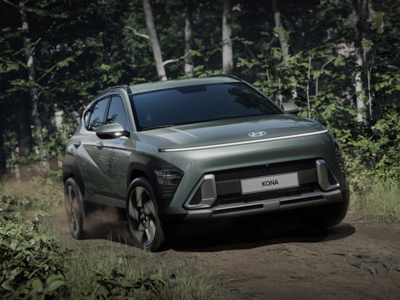 Hyundai Kona எலக்ட்ரிக் காரில் 2 பேட்டரி ஆப்ஷன்கள்! ஒரே சார்ஜில் 490 KM ரேஞ்சு செல்லும்!