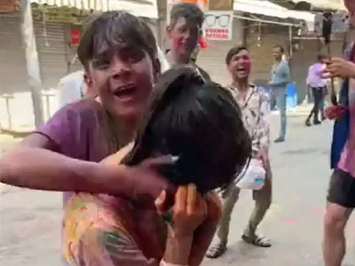 હોળી પર રંગ લગાવવાના નામે જાપાની છોકરીની છેડતી થતા છોડ્યું ભારત, 3ની ધરપકડ