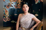 Thailand King: थाइलैंड के राजा ने अपनी सबसे ग्‍लैमरस बेटी को बनाया सेना में मेजर जनरल, देखिए राजकुमारी की फोटोज