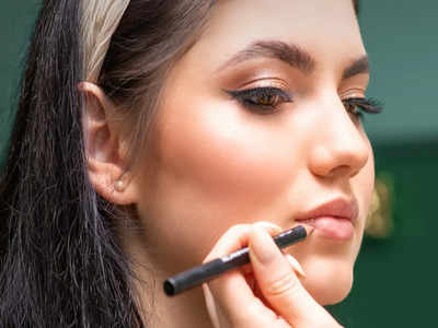 Best Lipstick Tips: লিপস্টিক লাগানোর ঠিক পদ্ধতিটা জানেন না বেশিরভাগ মহিলাই! আপনি শিখেছেন কি?