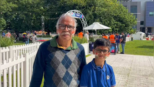 exclusive virat kohli fan old man and his grand son at melbourne cricket ground