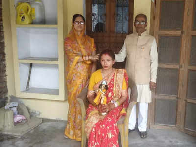 રોજ સપનામાં આવતા હતા ભગવાન કૃષ્ણ, પોસ્ટ ગ્રેજ્યુએટ યુવતીએ તેમની સાથે જ કરી લીધાં લગ્ન