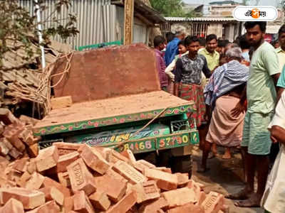 Purba Medinipur Accident : লরির সঙ্গে ভ্যানের সংঘর্ষ জখম কিশোর, রাস্তা থেকে কাটা হাত তুলেই হাসপাতালে ছুটল পুলিশ