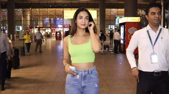 sonal chauhan snapped airport in crop top and denim jeans