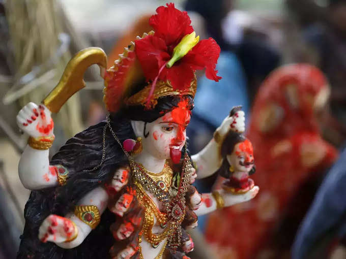 मां दुर्गा की पूजा दूर करती है सभी अशुभता