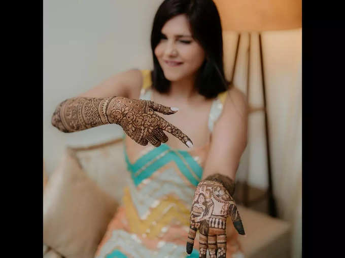 DALLJIET KAUR  mehendi