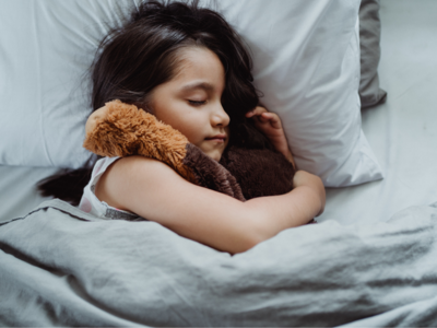 World Sleep Day 2023 : उम्र के हिसाब से कितनी लेनी चाहिए बच्‍चे को नींद, क्‍या हो सकते हैं इसके फायदे?
