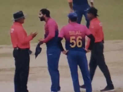 Video: क्रिकेट मॅच अचानक थांबवली आणि विजेता जाहीर केला; गर्दीने खचाखच भरलेल्या मैदानात...