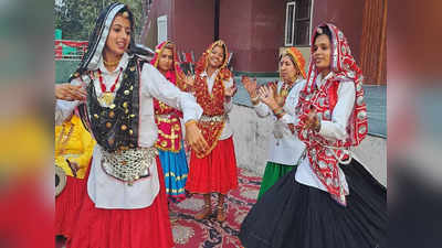 Haryana News: ग्रुप में 17 की लड़की से लेकर 70 की बुजुर्ग तक... हरियाणवी संस्कृति को आगे बढ़ा रहा हिसार का ये ग्रुप, पूरी कहानी