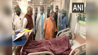 संभल कोल्ड स्टोरेज हादसे में गई 14 लोगों की जान, CM योगी ने खुद पहुंच जाना हाल, कमिटी गठित कर 3 दिन में तलब की रिपोर्ट