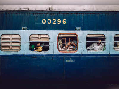 ट्रेनों में यात्रियों की शिकायतें होंगी दूर, रेलवे लाने जा रहा नई पॉलिसी... जानें क्या है यात्री सेवा अनुबंध