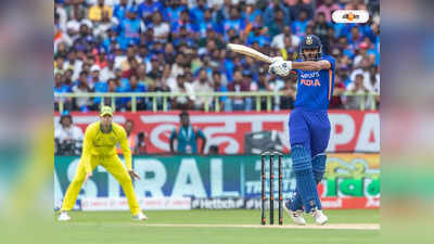 IND vs AUS 2nd ODI : স্টার্কের স্পেলে উড়ল স্টাম্প, ১১৭-তে শেষ ভারতের ইনিংস