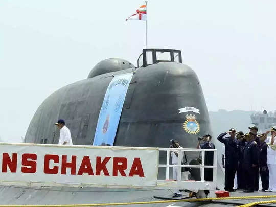 India Russia Submarine: यूक्रेन युद्ध में फंसा रूस, भार...                                         