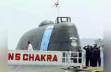 India Russia Submarine: यूक्रेन युद्ध में फंसा रूस, भारतीय नौसेना का ताकतवर चक्र भी संकट में, जानिए सबकुछ