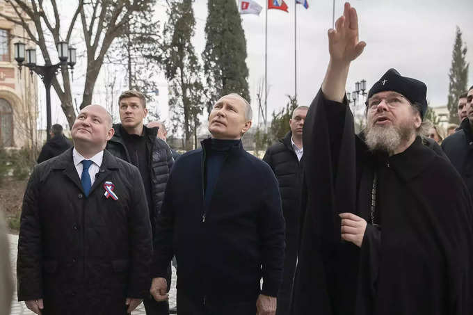 Crimea Russia Putin Anniversary