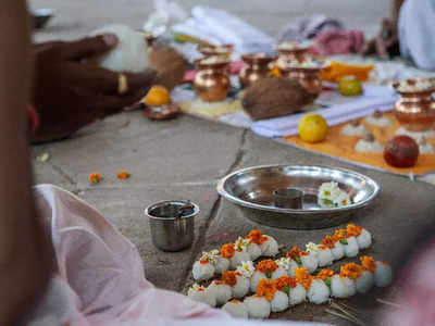 Bhudti Amavasya 2023: ৬ ঘটনা ঘটলে বুঝবেন রেগে আছেন পূর্বপুরুষ, আগামিকাল অমাবস্যায় এই ৩ উপায়ে তুষ্ট করুন তাঁদের