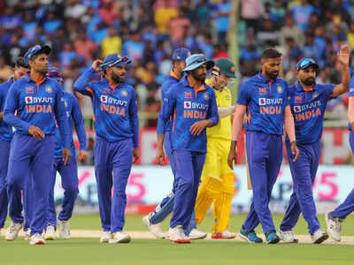 टीम इंडिया के लिए काल हैं बाएं हाथ के बॉलर, इन 3 मौकों पर भारतीय सूरमाओं ने किया सरेंडर