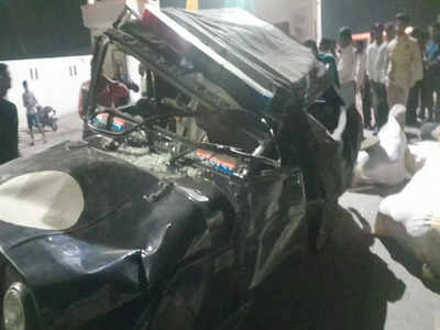 Kannauj में ड्यूटी पर तैनात पुलिस जीप पर ट्रक पलटा, हादसे में दारोगा समेत 3 घायल, हेड कॉन्स्टेबल की मौत