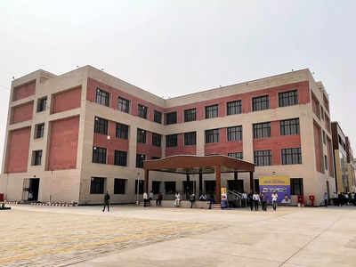 Delhi School: ऐसी सुविधाएं नामी-गिरामी प्राइवेट स्कूलों में भी नहीं मिलतीं, देखें रोहिणी में खुले सरकारी स्कूल के ये सुविधाएं