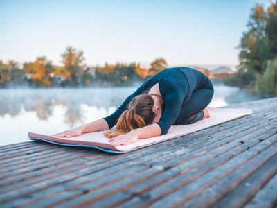 Yoga For Good Sleep: ఈ యోగాసనాలు వేస్తే.. ప్రశాంతంగా నిద్రపడుతుంది..!