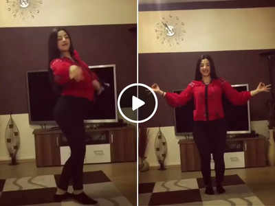 पाकिस्तानी लड़की ने तू चीज बड़ी है मस्त मस्त पर किया इतना बवाल डांस, लोग बार-बार देख रहे हैं वीडियो
