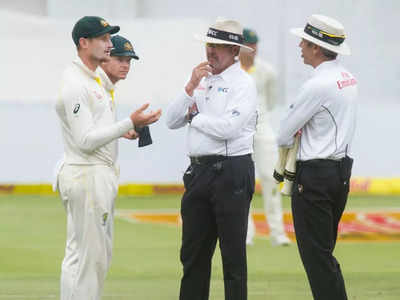 आज ही के दिन हुआ था क्रिकेट का सबसे काला कांड, बेईमानी करते सरेआम कैमरे में पकड़े गए थे ऑस्ट्रेलियाई