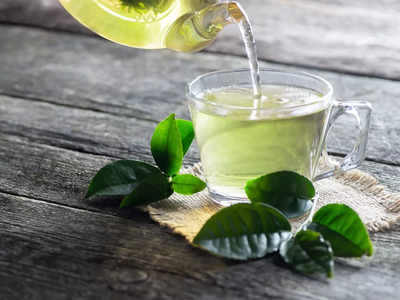 Green Tea Benefits: সক্কাল সক্কাল দুধ বা লিকার চা নয়, এক পেয়ালা গ্রিন টি পান করলেই দূরে থাকবে বহু রোগ