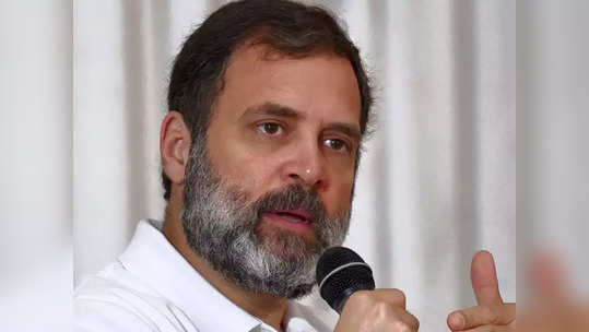 Rahul Gandhi:'നിശബ്ദരാക്കാനാകില്ല, നിയമപരമായും രാഷ്ട്രീയപരമായും നേരിടും'; രാഹുൽ ഗാന്ധിയെ അയോഗ്യനാക്കിയ നടപടിയെ വിമർശിച്ച് കോൺഗ്രസ്