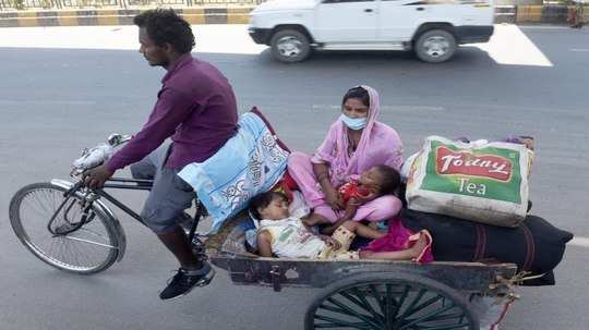 this family starts their 1000km journey to bihar on a pedal cart