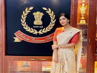 UPSC Success Story: हफ्ते में दो दिन की पढ़ाई से देवयानी ने क्रैक की सिविल सर्विसेज की परीक्षा, मिली AIR 11वीं रैंक