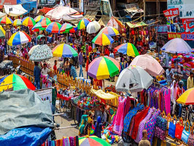 दिल्ली का गांधी नगर है एशिया का सबसे बड़ा मार्केट, मात्र 50 रुपए में कर लेंगे महीने भर की शॉपिंग