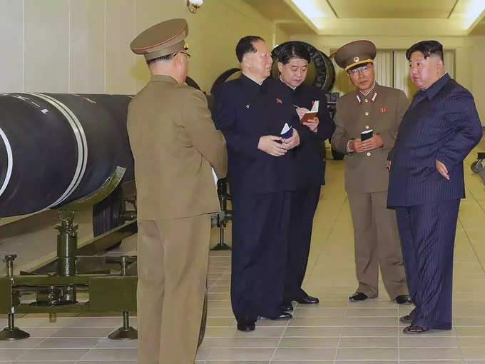 किम ने दिया परमाणु हथियार बढ़ाने का आदेश