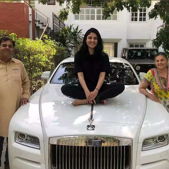 बादशाह- Rolls-Royce Wraith 