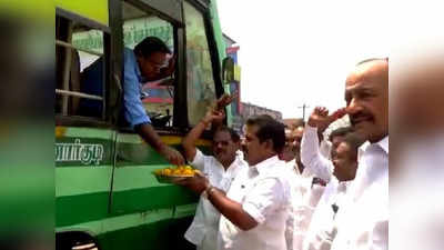 ஓபிஎஸ் தரப்பினர் எத்தனை மேல்முறையீடு செய்தாலும் அதில் எல்லா காலங்களிலும் நாங்கள் வெற்றி பெறுவோம் - மன்னார்குடியில் முன்னாள் அமைச்சர் ஆர்.காமராஜ் பேட்டி