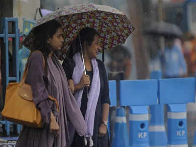 Rainfall Forecast: ভ্যাপসা গরমে হাঁসফাঁস বাংলা, বুধেই কি স্বস্তি ফেরাবে বৃষ্টি?
