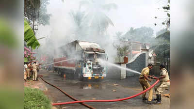 ഫര്‍ണിച്ചറുകളുമായി വന്ന കണ്ടെയ്‌നർ ലോറിക്ക് തീ പിടിച്ചു; ഒഴിവായത് വൻ ദുരന്തം